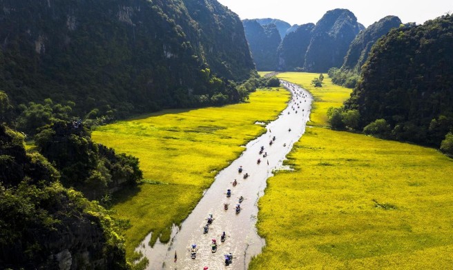 Hang Múa-Chùa Bái Đính-Tràng An